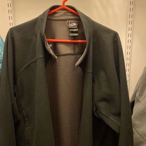 Black mens The North Face cloth windbreaker. XXL.